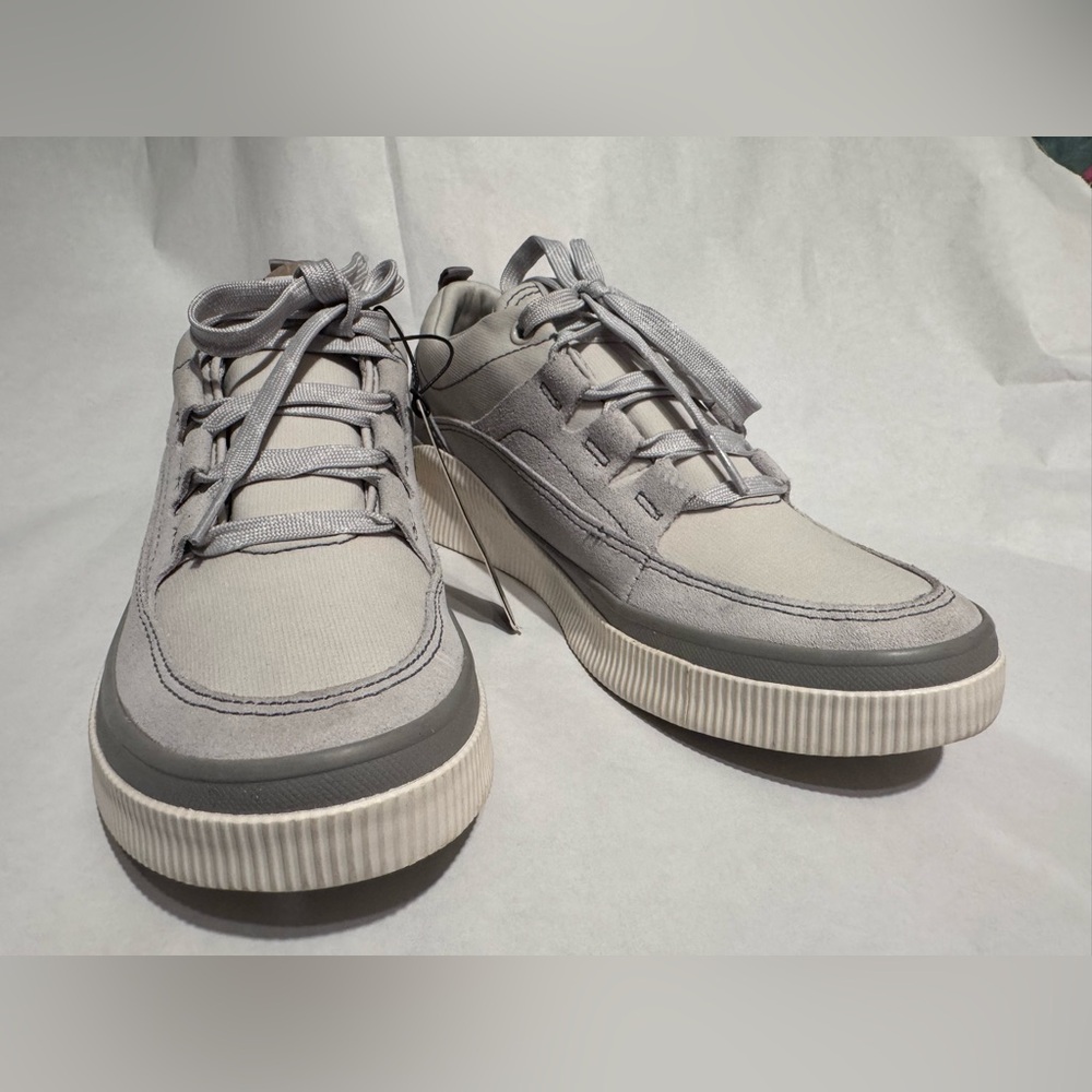 Sorel Light Gray women’s Sneakers
